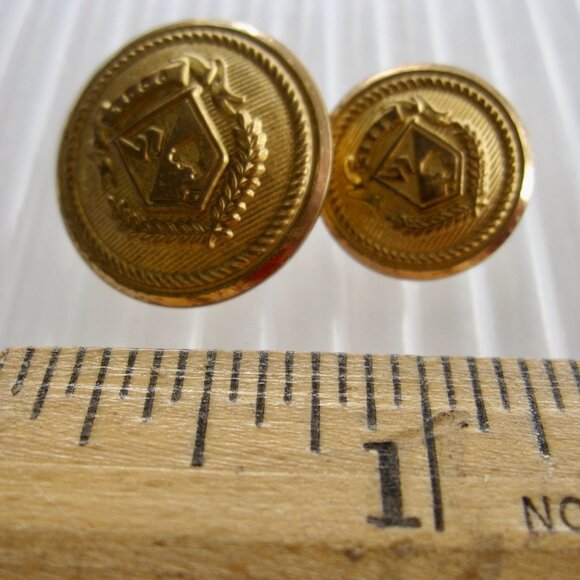Wimbledon 10 Blazer Replacement Buttons Gold Tone W & Trophy Logo Waterbury USA - Picture 6 of 7